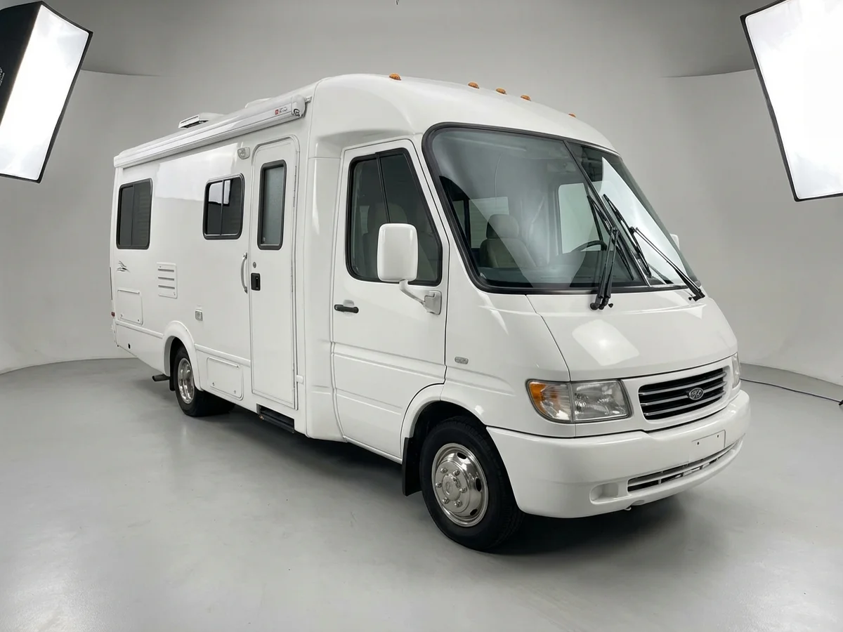 Kojamehed Chinook Motor Coach Concourse jaoks — Täpne sobivus, hinnatud - 1