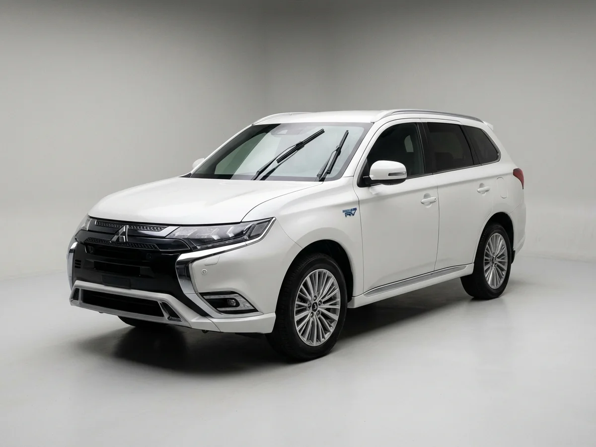 Kojamehed Mitsubishi Outlander PHEV jaoks — Täpne sobivus, hinnatud - 1