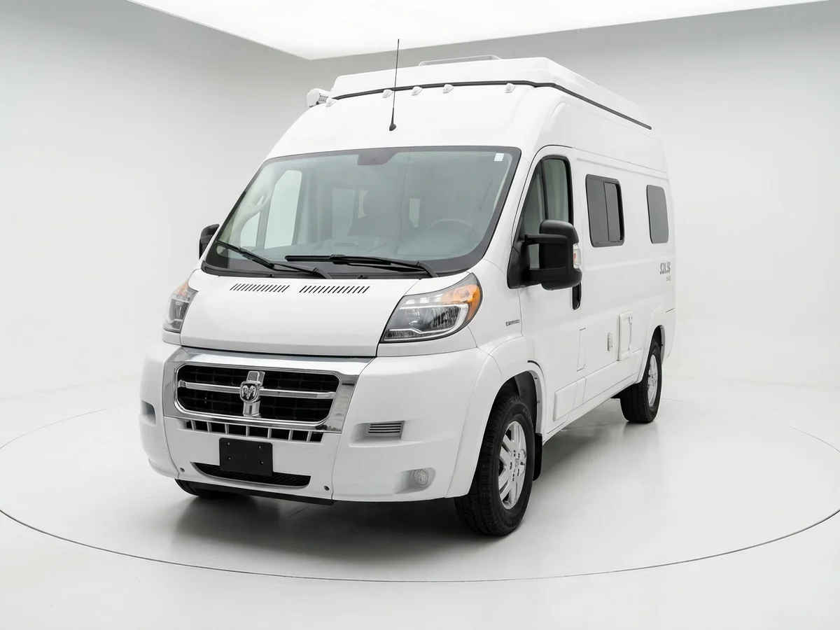 مساحات زجاج لسيارة Winnebago Solis Pocket — مقاس مخصص، الأعلى تقييماً - 1